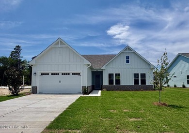 Discover the best of coastal living in one of North Carolina's - photo 3