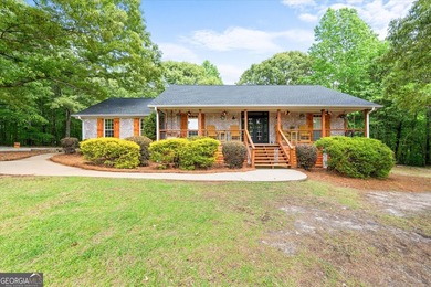 (private lake, pond, coastal) Home For Sale in Douglasville Georgia