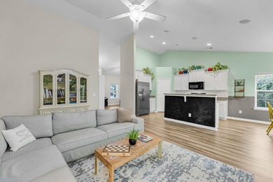 Welcome to your own slice of paradise in the heart of Johns - photo 14