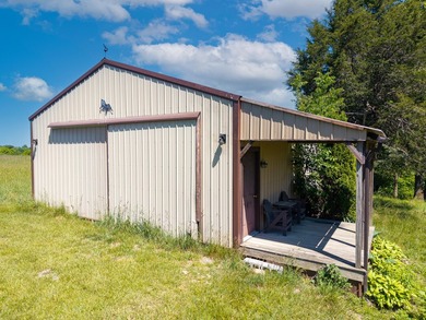 Rare find !! House and 21.04 acres in Adair County. House - photo 17