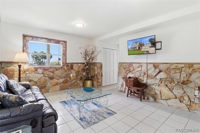 Welcome to THE STANDISH! A one-of-a-kind residence in the heart - photo 7
