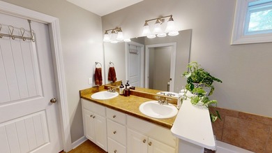 NEW YEAR, NEW PRICE & sellers are MOTIVATED!  Welcome home to