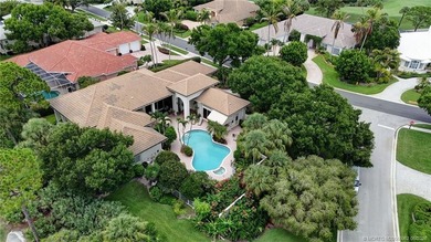 Courtyard estate home located on corner lot overlooking 10th - photo 1