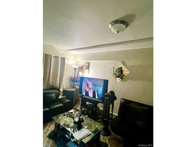 ***ACCEPTED OFFER***Modern, fully renovated 2-family duplex - photo 7