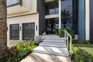 Unparalleled luxury new construction on 100' of prime - photo 6