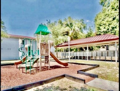 Gorgeous Studio ''Turn - Key Condo'' That's fully furnished and - photo 20