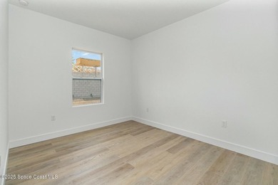 READY to move in! THE ONLY NEW CONSTRUCTION HOME IN PALM BAY - photo 24
