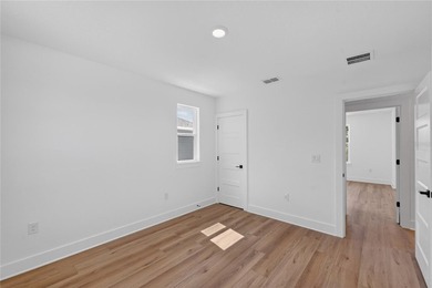 ***SELLER OFFERING $5,000 TOWARDS BUYERS CLOSING COSTS*** - photo 42