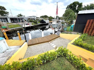 Beautiful waterfront home PROFESSIONALLY REMODELED on +9,700sf - photo 50