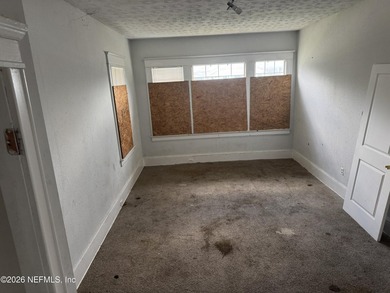 WONDERFUL OPPORTUNITY IN SPRINGFIELD! Built in 1922, this - photo 8