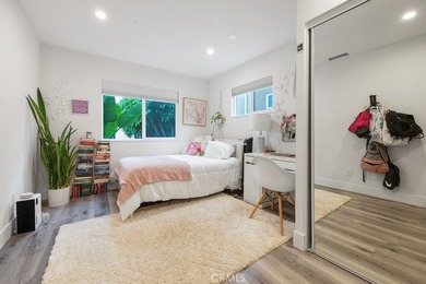 4434 Santa Monica Ave - photo 10