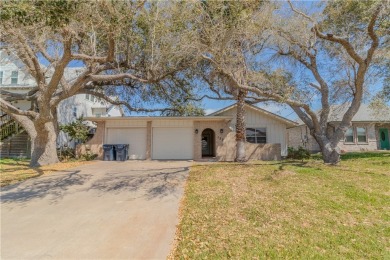 Redfish Bay Home For Sale in Rockport Texas