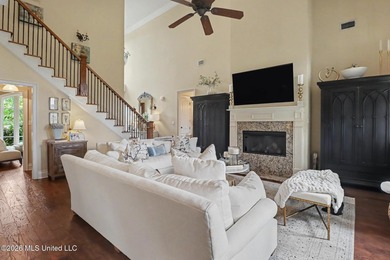 Welcome to this beautifully appointed French Country-inspired - photo 7