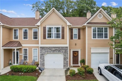 Lake Lanier Townhome/Townhouse Sale Pending in Flowery Branch Georgia