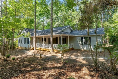 Lake Home Sale Pending in Palmyra, Virginia