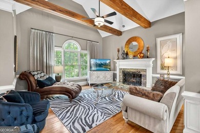 Tucked into a beautifully designed setting, this meticulously - photo 8
