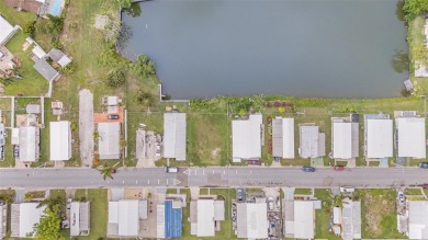 Lake Lot For Sale in Bradenton, Florida