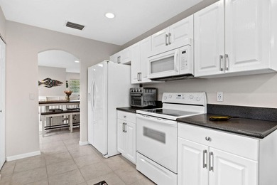 Welcome home to this beautiful 3-bedroom, 2-bath condominium - photo 22