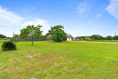 Come see this traditional 4 bedroom, 3 1/2 bath home situated on - photo 30