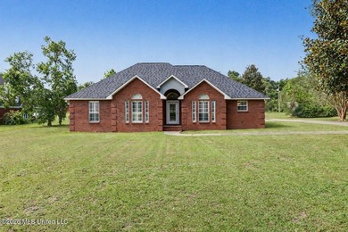 Beautiful brick home in Quail Ridge Subdivision located in the - photo 1