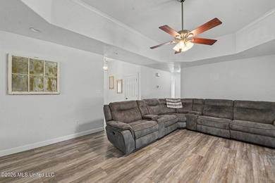 Beautiful brick home in Quail Ridge Subdivision located in the - photo 3