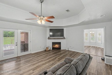 Beautiful brick home in Quail Ridge Subdivision located in the - photo 5