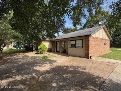 Cash-Flowing Investment on a Large Corner Lot! Situated on a - photo 2