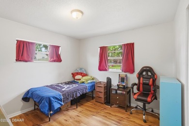 BRING ALL OFFERS Welcome to this charming, 3-bedroom, 1.5-bath - photo 22
