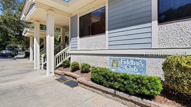 2 bed/2 bath Fiddlers Cove is close to the beach access gate and - photo 24