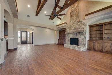 Charming Custom Retreat 1088 Shadow Lakes Drive, Wills Point, TX - photo 10