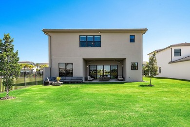 Welcome to luxury waterfront living in the prestigious community - photo 60