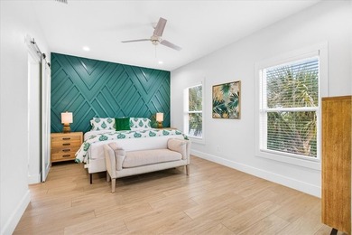 Exquisite home with a coastal flair located in the popular Royal - photo 12