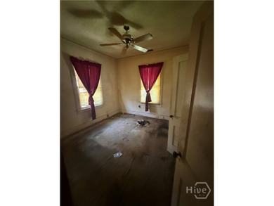 Bring your vision and unlock the potential of this investment - photo 7
