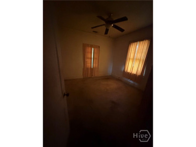 Bring your vision and unlock the potential of this investment - photo 9