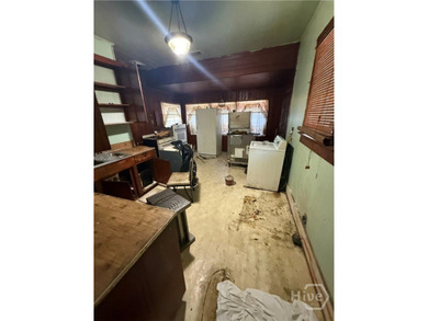 Bring your vision and unlock the potential of this investment - photo 10