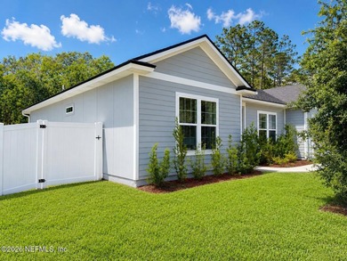 Why wait for new construction? This like-new 2023 home offers - photo 3