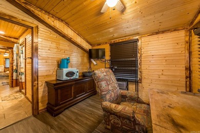 Stunning Panoramic views of Greers Ferry Lake overlooking Higden - photo 37