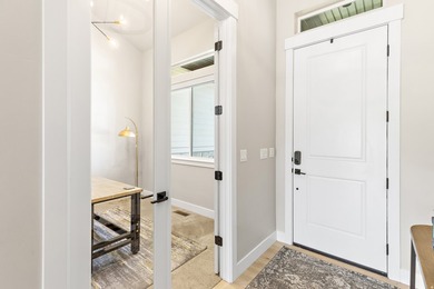 Welcome to this beautiful, fully finished home in the heart of - photo 8