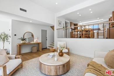 Extensively renovated and just completed 3 bedroom, 2.5 bathroom - photo 1