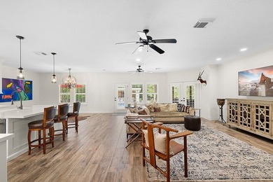 Welcome to refined Hill Country living in New Ulm, where - photo 4