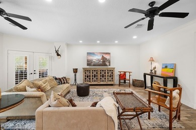 Welcome to refined Hill Country living in New Ulm, where - photo 5