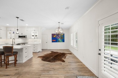 Welcome to refined Hill Country living in New Ulm, where - photo 7