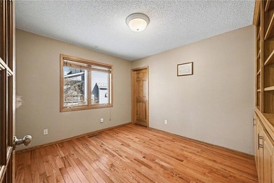 Beautiful Open-Concept Home on a Private 0.71 Acre Wooded Lot! - photo 14