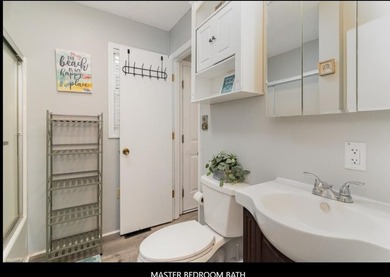 Cozy 2BR/2BA located within the prestigious and highly sought - photo 21