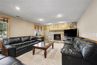 Beautiful Open-Concept Home on a Private 0.71 Acre Wooded Lot! - photo 30
