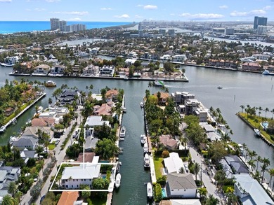Experience exceptional deepwater living in the prestigious Las - photo 3