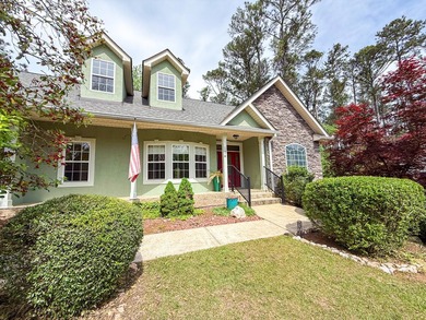 Welcome to this stunning 4-bedroom, 2-1/2-bathroom ranch home - photo 2