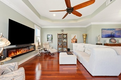 Fully Updated Penthouse-Level Residence beautifully updated - photo 13