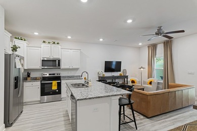 Welcome to Honeycomb Hideaway, a beautifully decorated and - photo 14