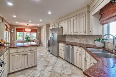 Welcome to 124 Cove Ct - a rare opportunity to enjoy lakefront - photo 15
